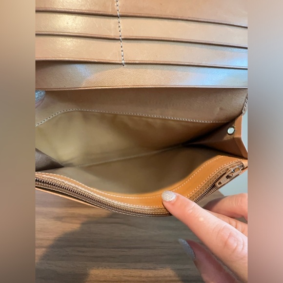 3-Fer‼️ Celine Crossbody, Wallet and Chain - Picture 14 of 16